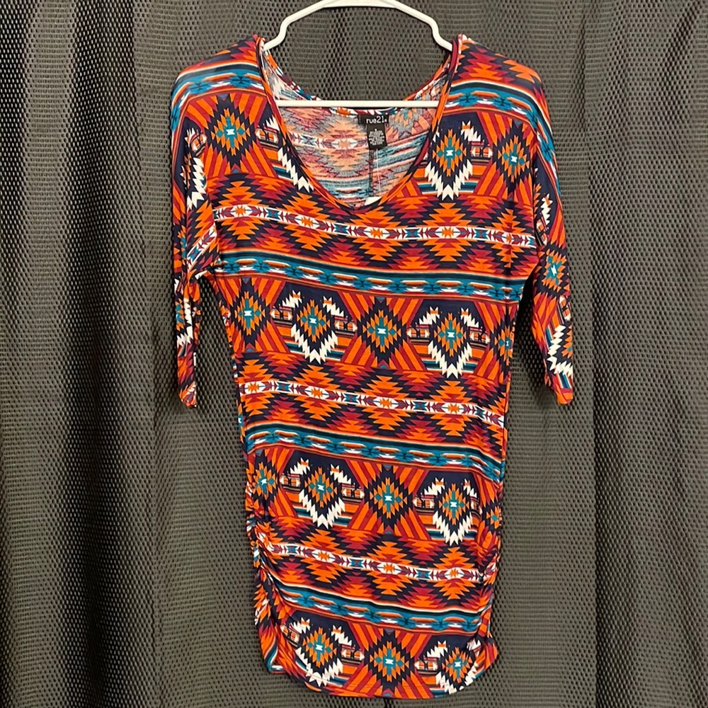Gorgeous Rue21 Aztec Style Blouse - Picture 3 of 7